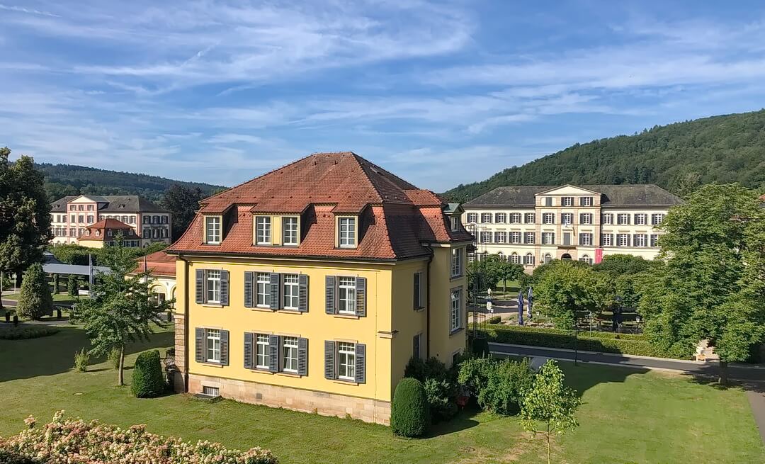 Historisches Ambiente am Tourende im Staatsbad Brückenau